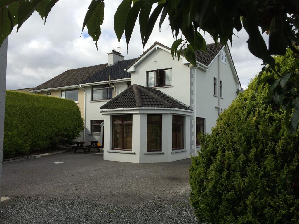 Johnny B'S B&B Ballybofey Exterior foto
